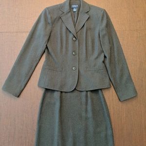 Ann Taylor skirt suit, size 2P